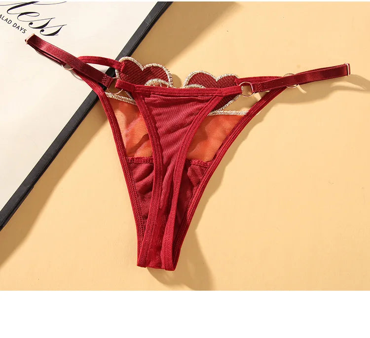 Lingerie Sexy Coração Bordado Cintura Baixa
