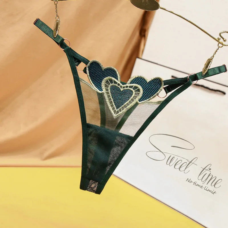 Lingerie Sexy Coração Bordado Cintura Baixa