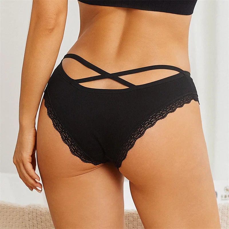Calcinha Feminina Algodão Cintura Baixa em Renda